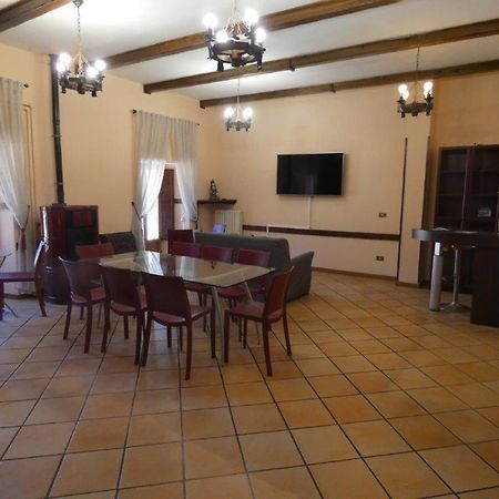 Dimora Fresilia Casa Vacanze Opi Esterno foto