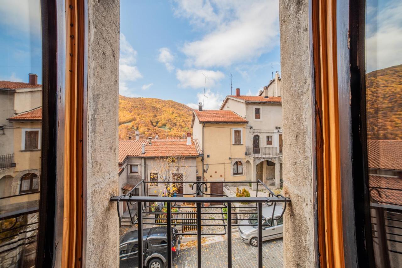 Dimora Fresilia Casa Vacanze Opi Esterno foto