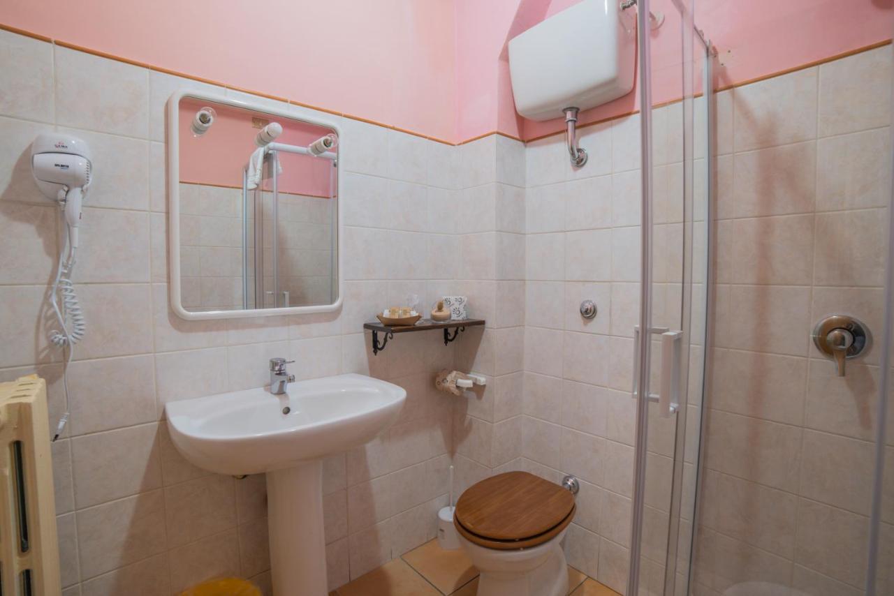 Dimora Fresilia Casa Vacanze Opi Esterno foto