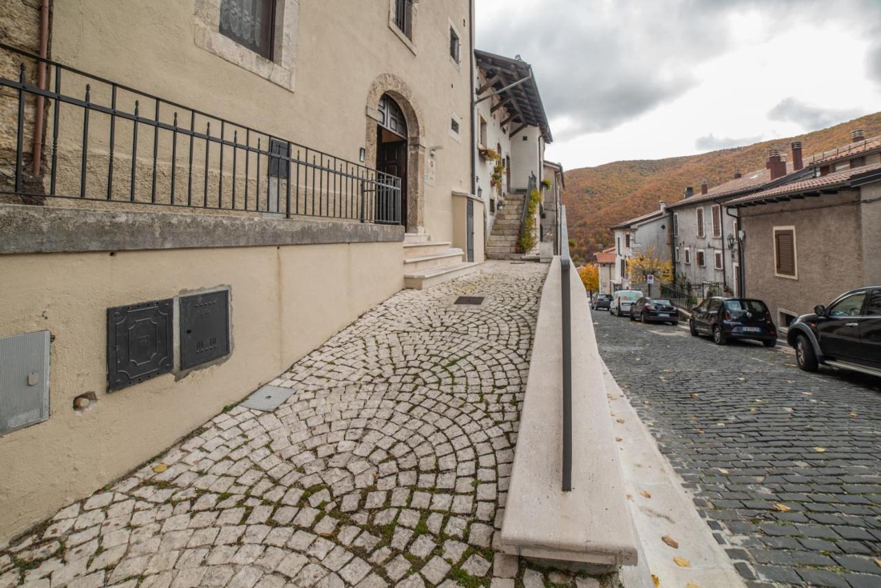 Dimora Fresilia Casa Vacanze Opi Esterno foto