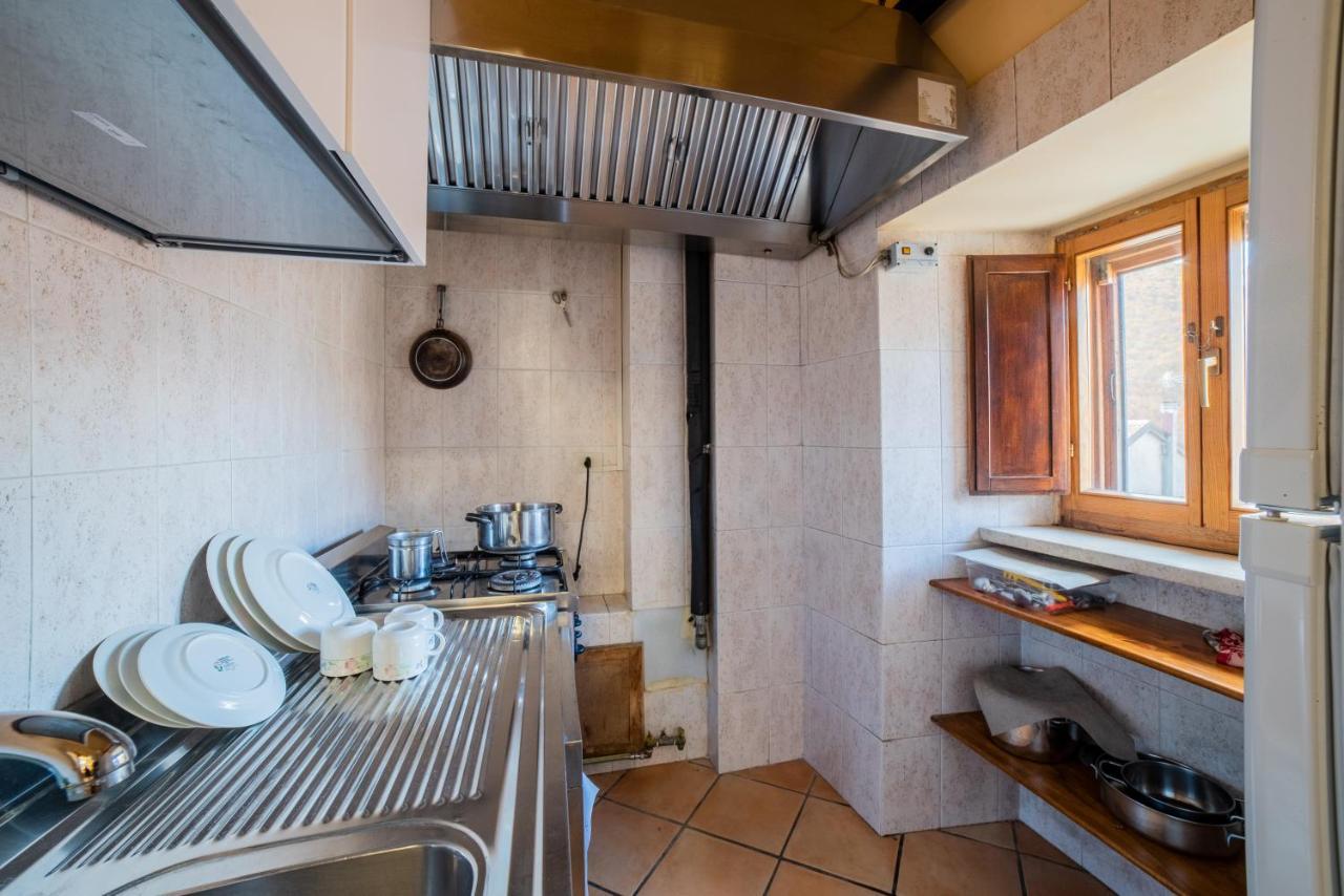 Dimora Fresilia Casa Vacanze Opi Esterno foto