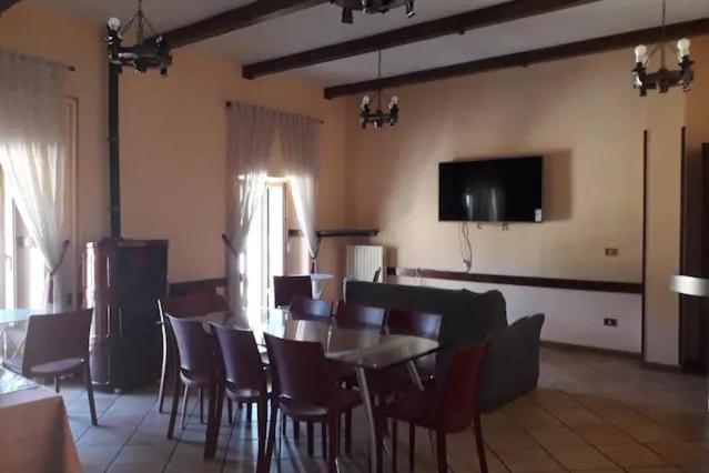 Dimora Fresilia Casa Vacanze Opi Esterno foto