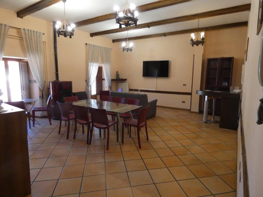 Dimora Fresilia Casa Vacanze Opi Esterno foto